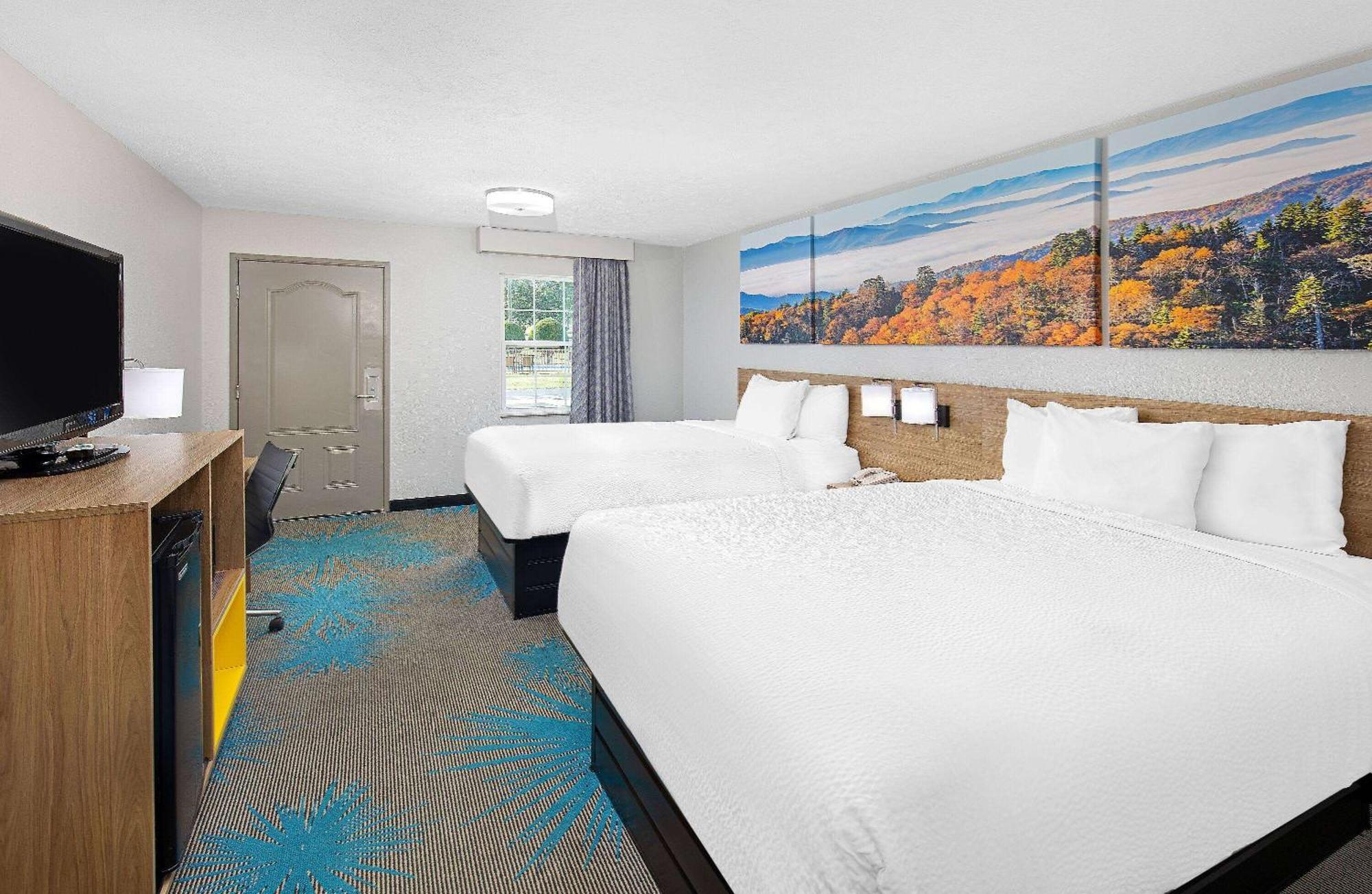 Days Inn By Wyndham Savannah Buitenkant foto